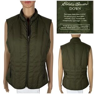 Eddie Bauer Womens Medium Puffer Vest Green Goose Down Quilted Full Zip EUC